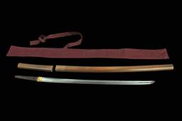 Very Early, Very High Grade Japanese Samuri Sword, Signed, with Gold Foil Covered Habaki (MGX)