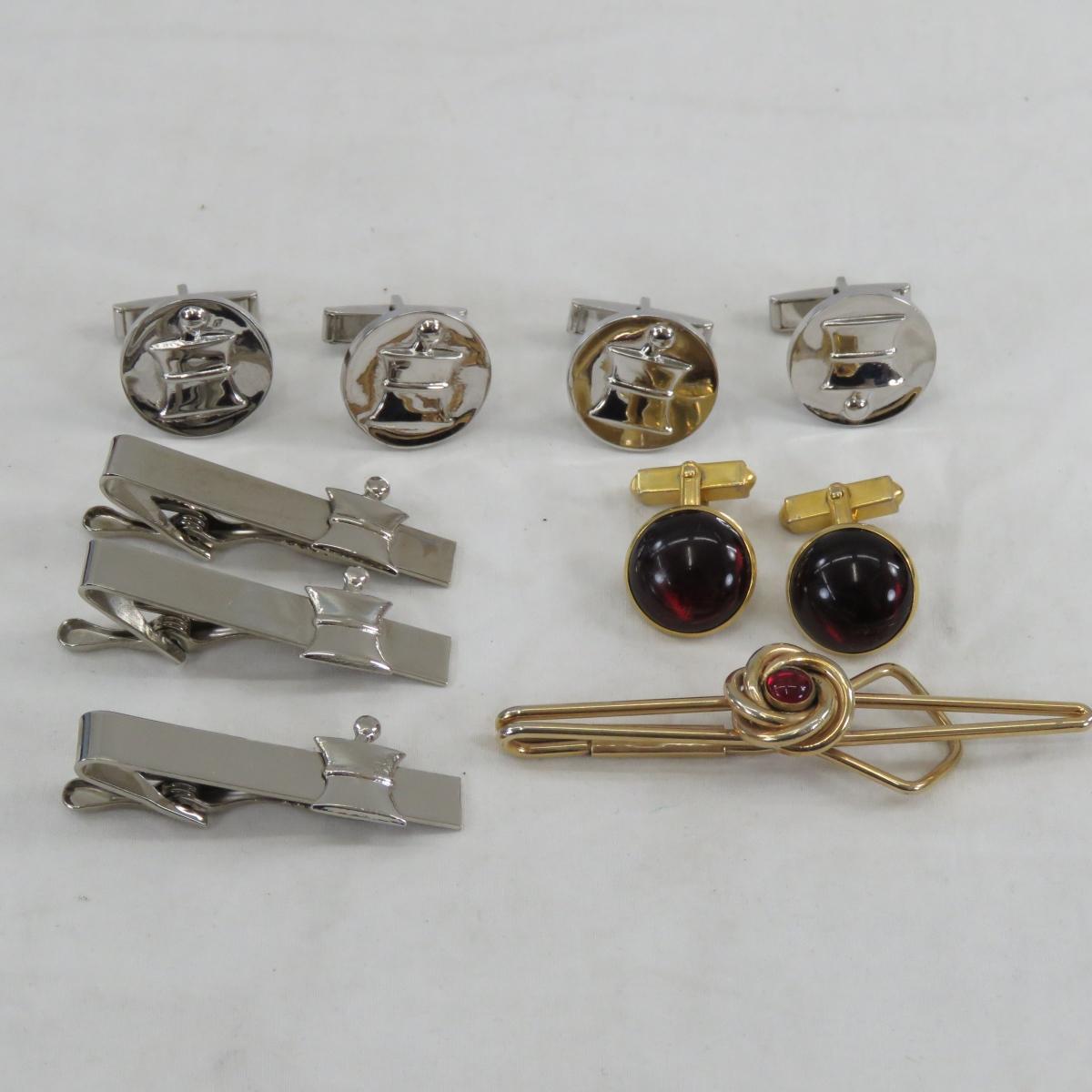 Cufflinks, Sets, Tie Tacs, & Ring in Case