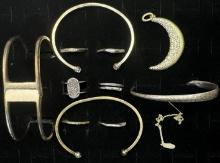 Lot of 12 pieces of worn estate Kendra Scott jewelry