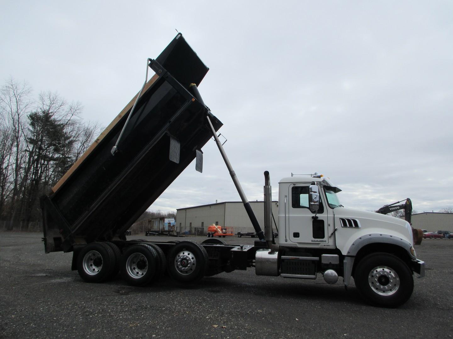 2016 Mack Granite GU713 Tri/A Dump Truck