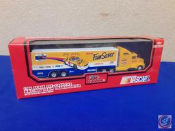 Racing Champions Kodak Fun Saver #4 Transporter 1/64 Scale, Racing Champions Exide Batteries Racing