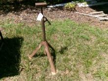 PIPE STAND
