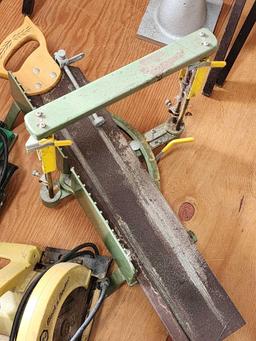 (5) pc lot: miter saw, 7.25" circular saw, (3) electric sanders