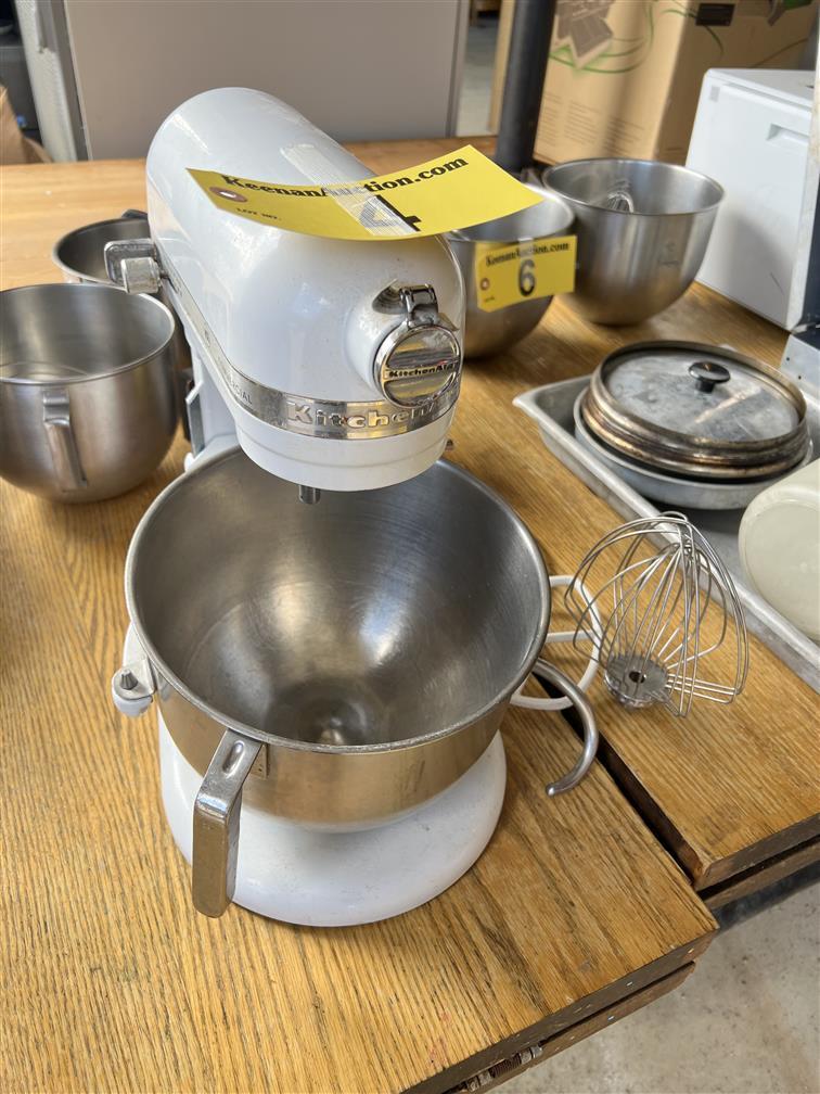 KITCHENAID 7QT. COMMERCIAL MIXER, 1.3HP, WITH HOOK, 2-PADDLES & WHIP